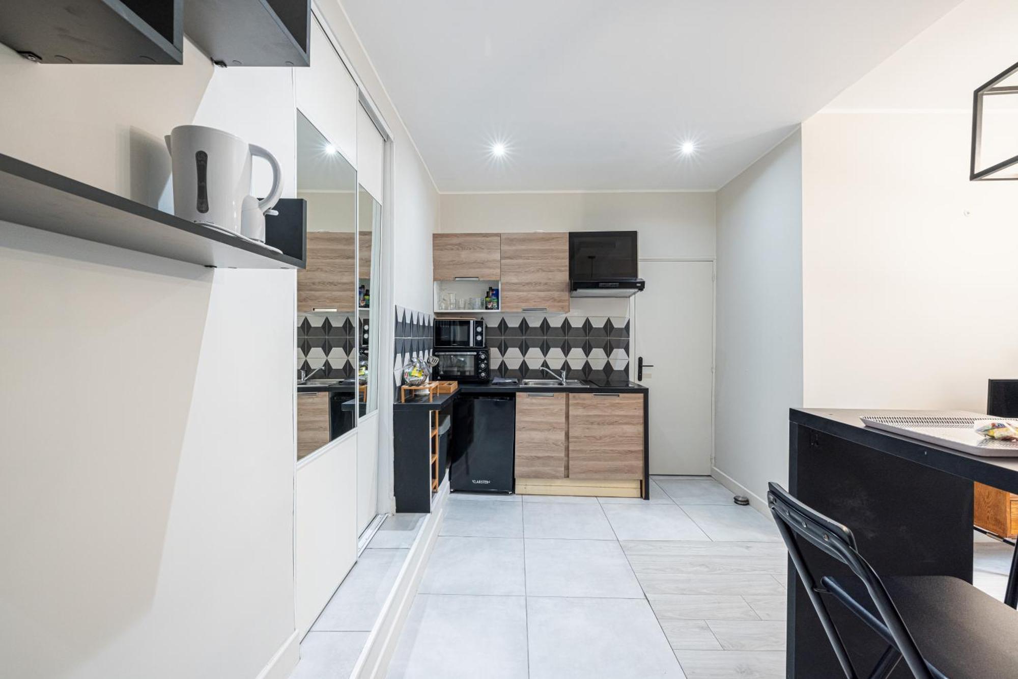 Apartment Le Grand Jean - Pres Gare Et Tram - Supermarches - Wifi - 3 Person